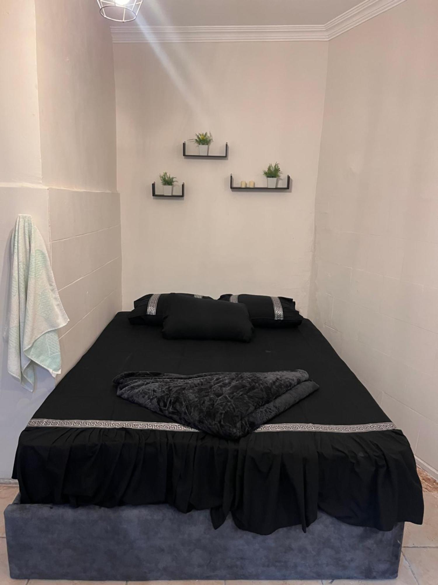 Entire Modern Studioin Zamalek