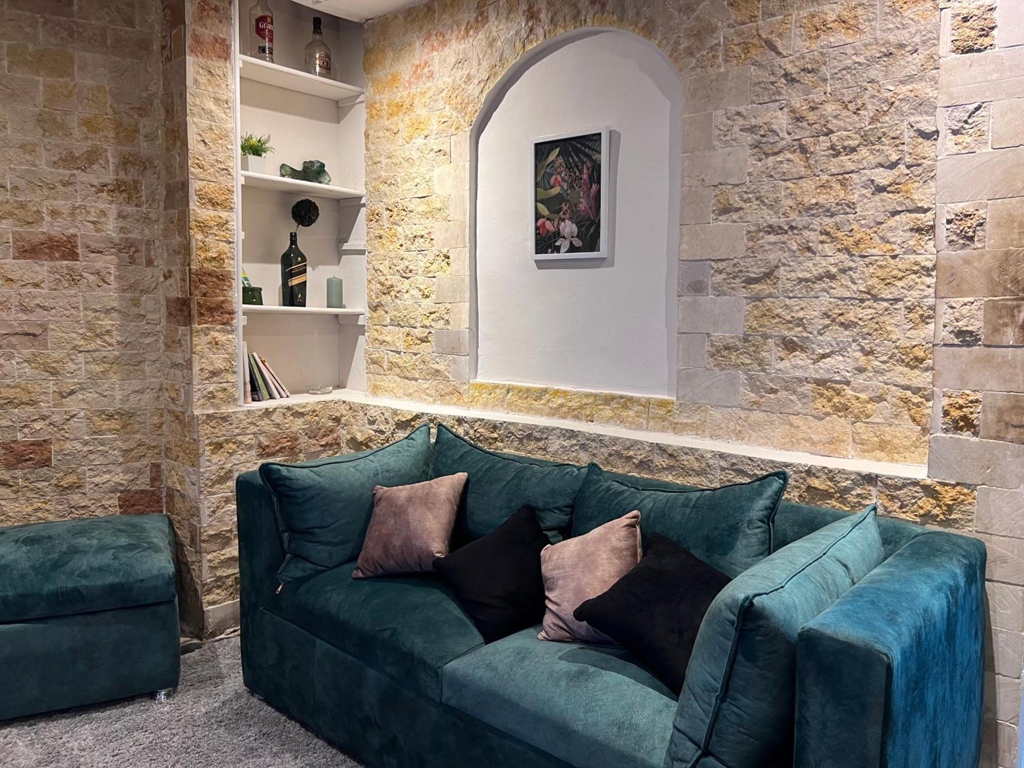 Apartment Entire Modern Studioin Zamalek